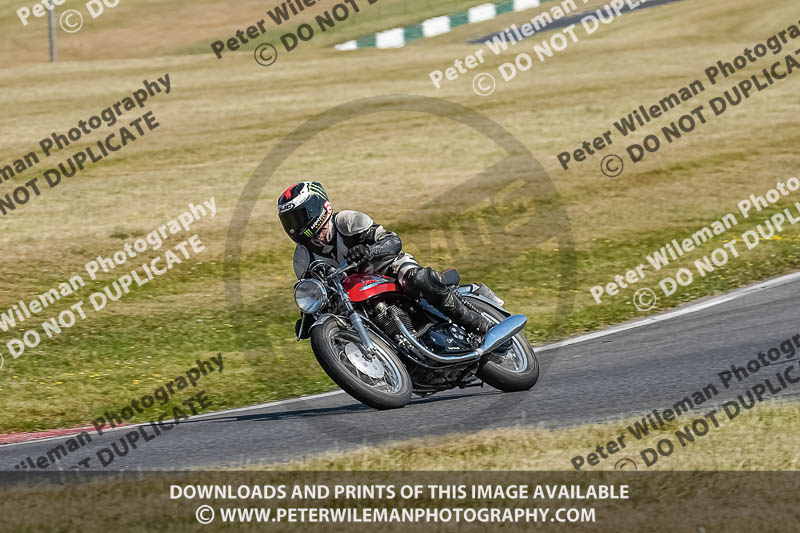 cadwell park;cadwell park photographs;cadwell trackday photographs;enduro digital images;event digital images;eventdigitalimages;peter wileman photography;racing digital images;trackday digital images;trackday photos